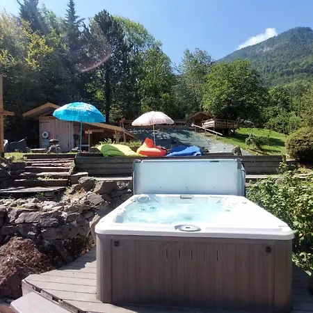 D'hotes Olachat Proche Annecy Bed & Breakfast Faverges