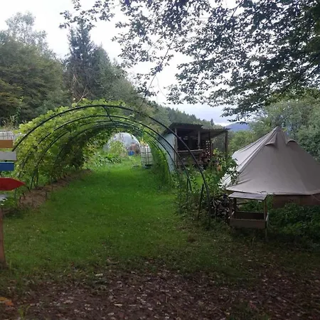D'hotes Olachat Proche Annecy Bed & Breakfast Faverges
